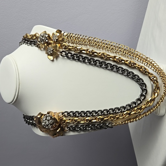J .Crew Rera Gold and Black Chain Necklace with 3D Floral Accents - Picture 13 of 16